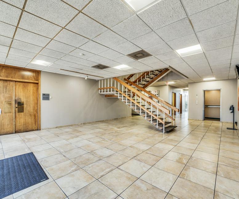 4203 Woodcock Drive Office Images