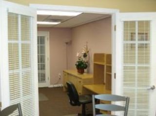 2688 SE Willoughby Blvd Office Images