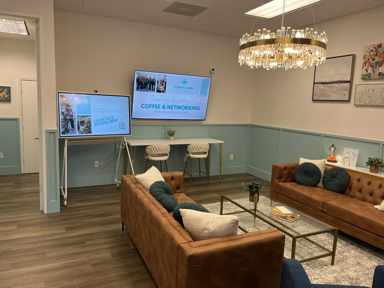 11854 Wurzbach Road Office Images