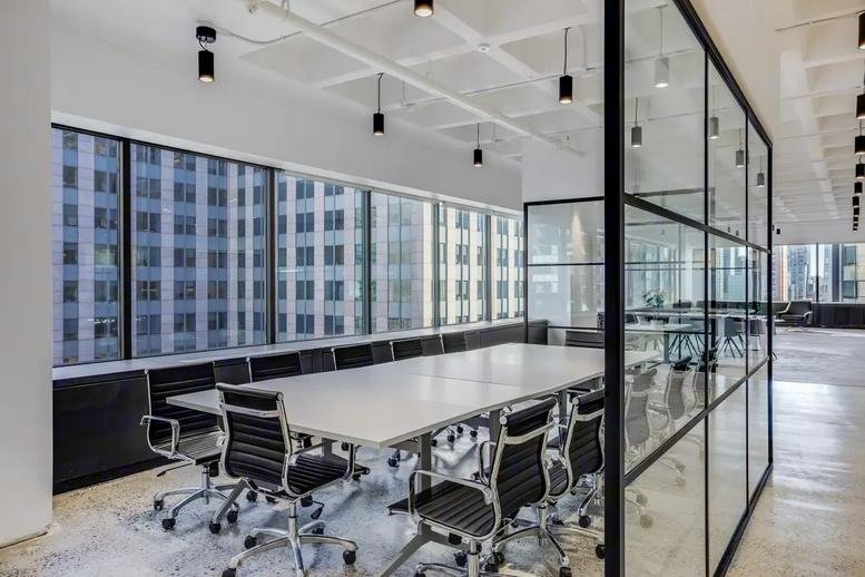 120 W 45th St, FL 21 Office Images