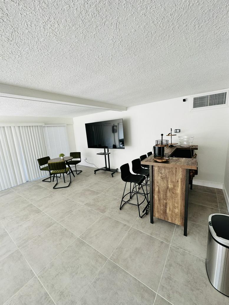 2555 N Pine Ave, Ocala, FL 34475 Office Space - Ocala
