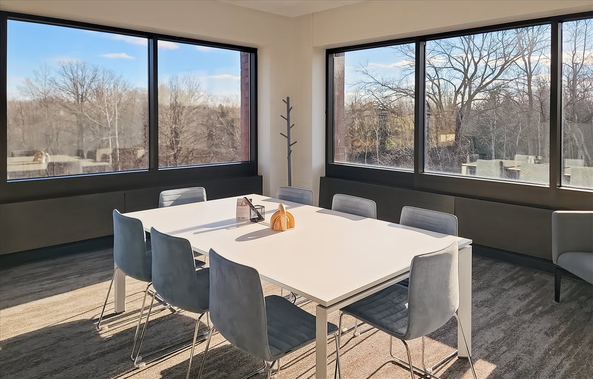W57 N14280 Doerr Way available for companies in Brookfield