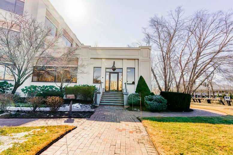 1700 E Putnam Ave Suite 208 available for companies in Greenwich