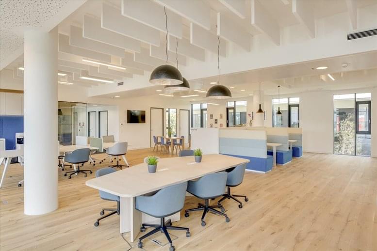 20200 Governor's Drive available for companies in Matteson
