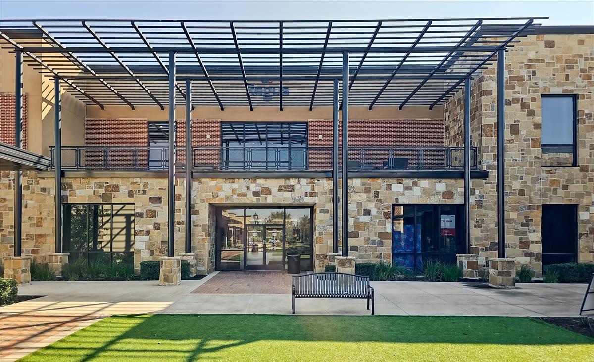 18722 University Boulevard available for companies in Sugar Land