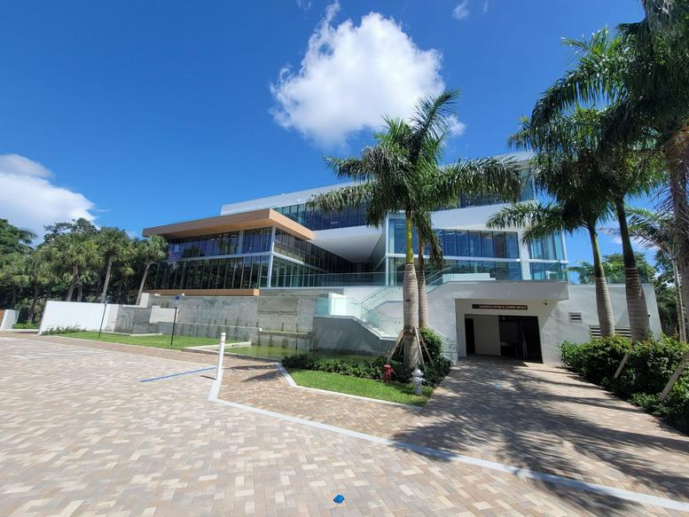 1489, West Palmetto Park Road Office Images
