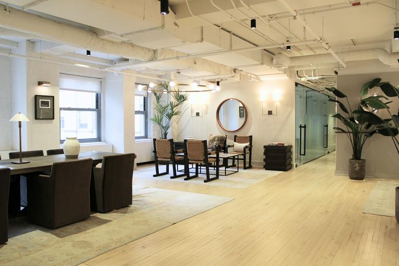 20, North Wacker Drive, Suite 1000 Office Images