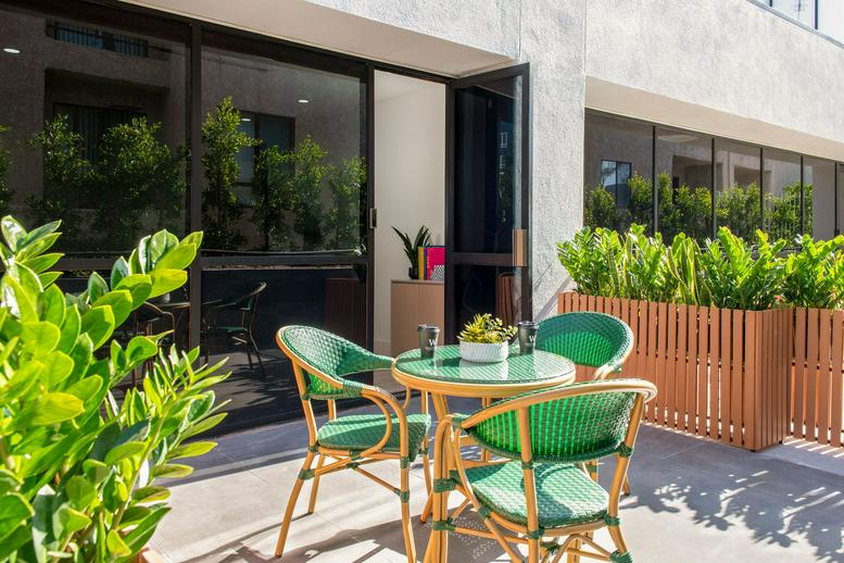 Photo of Office Space on 21515 Vanowen Street Los Angeles 