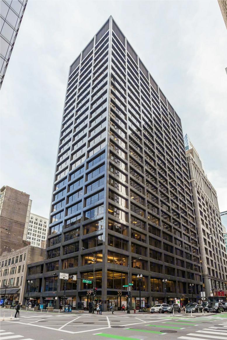 33, North Dearborn Street Office Images