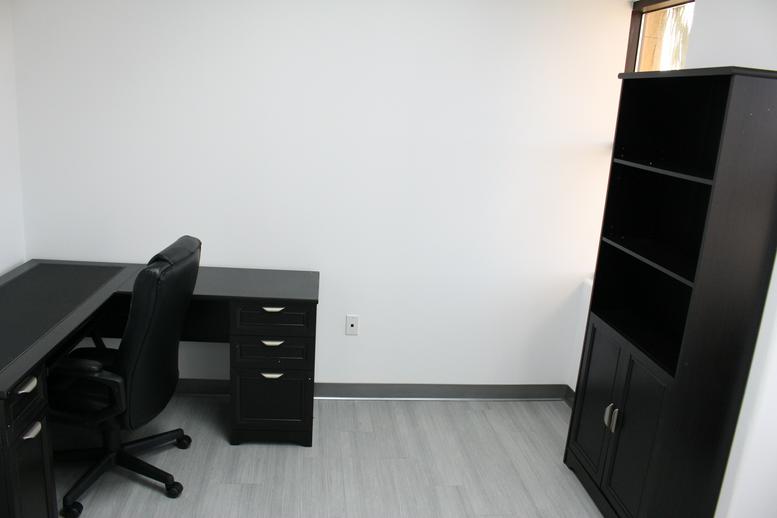 10120, South Eastern Avenue, Ste 315 Office Images