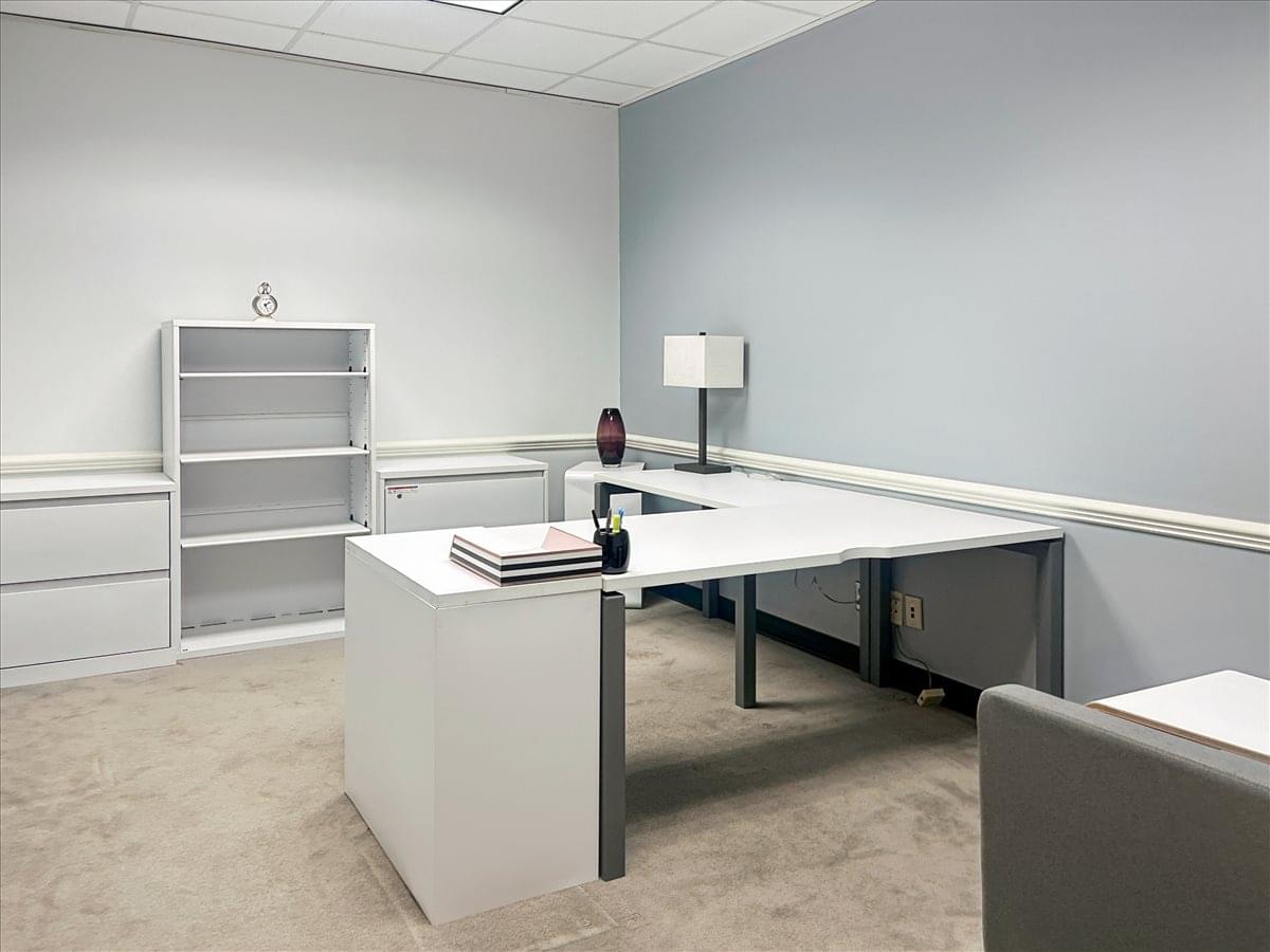 One Perimeter Park South Office for Rent in Birmingham 