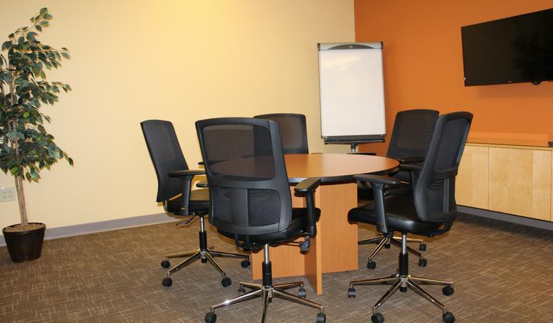 1900 Polaris Parkway, Suite 450 Office Images