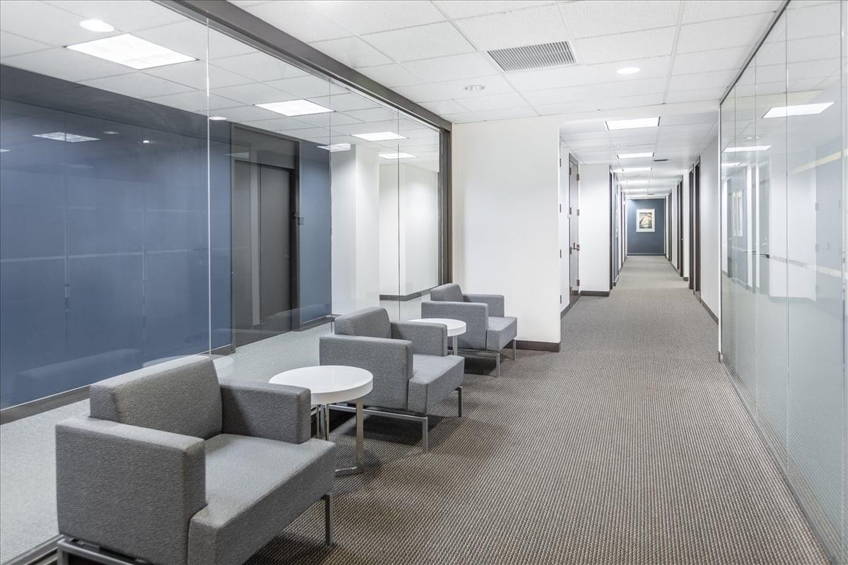 Foster Plaza 5, 651 Holiday Drive, Foster Plaza Office Park Office Space - Pittsburgh