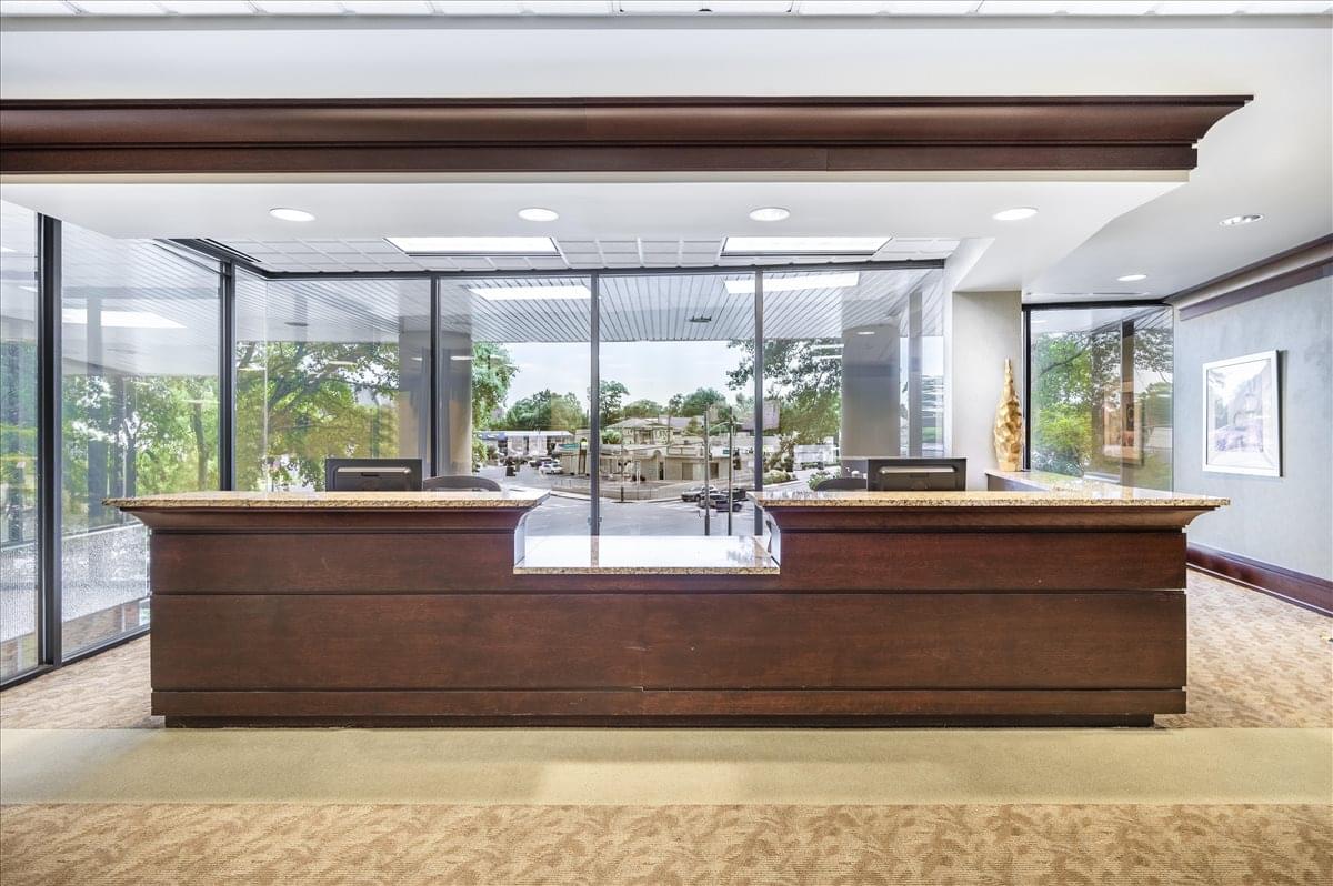 Photo of Office Space on 160 Clairemont Ave, Downtown Decatur Atlanta 