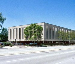 10024 Skokie Blvd available for companies in Skokie