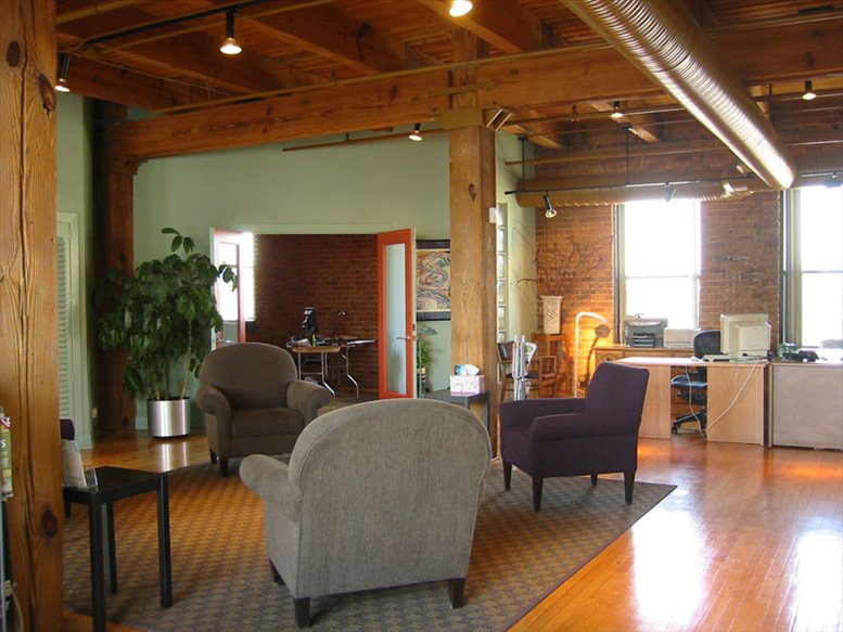 3 East Loft Offices available for companies in Chicago