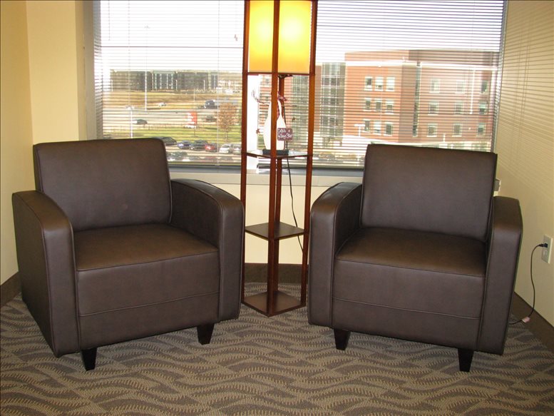 1900 Polaris Pkwy Office Images