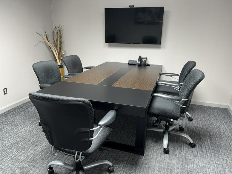 Photo of Office Space on 600 Boulevard S SW Huntsville 
