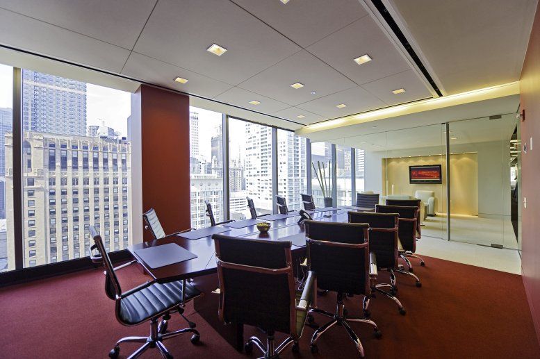 22 W Washington St, 15th Fl, Downtown Office Images
