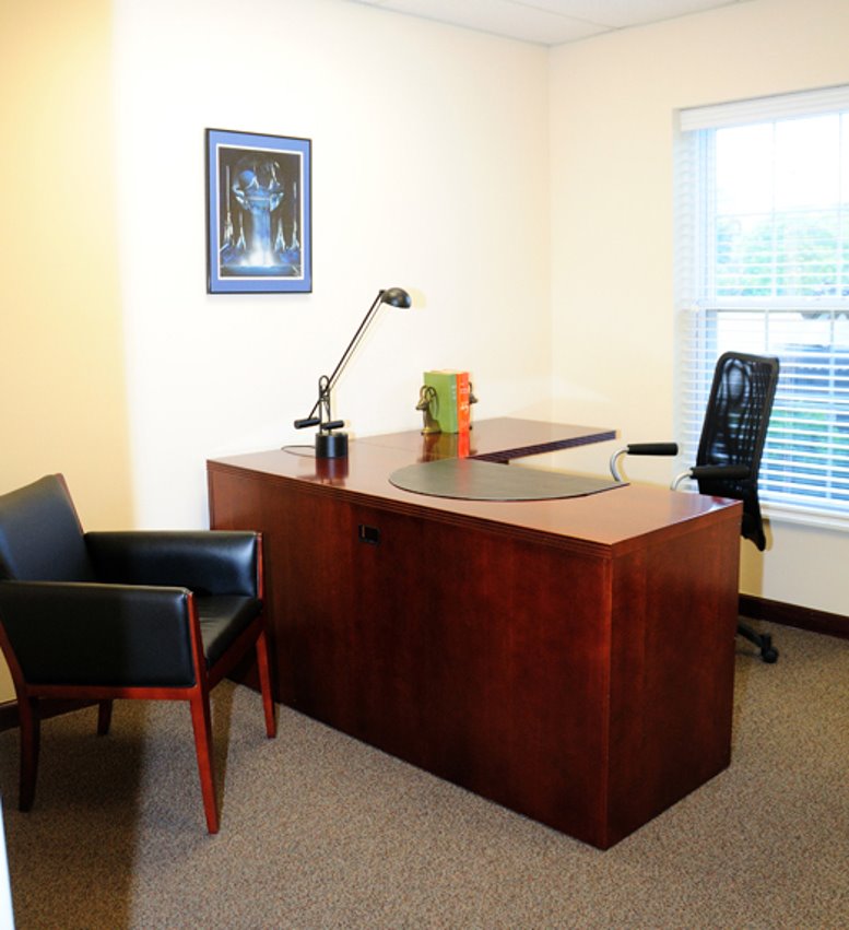 Photo of Office Space on 4889 Sawmill Rd Columbus 