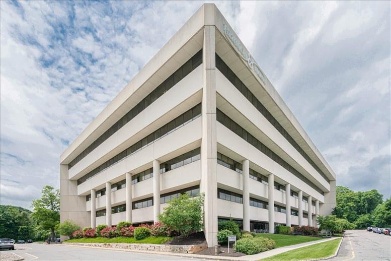 Picture of Waterview Plaza, 2001 Route 46 Office Space available in Parsippany