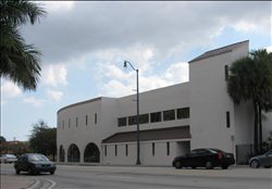 5246 SW 8th St available for companies in Coral Gables