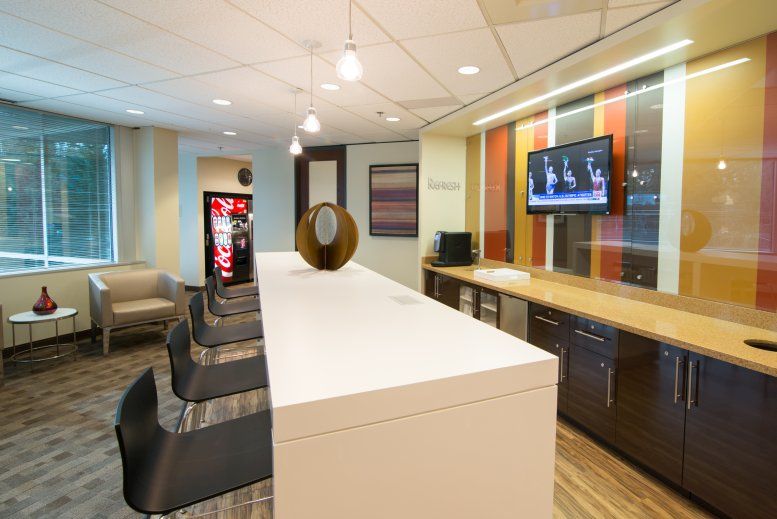 Photo of Office Space on Ridgewood Corporate Square, 11900 NE 1st St Bellevue 