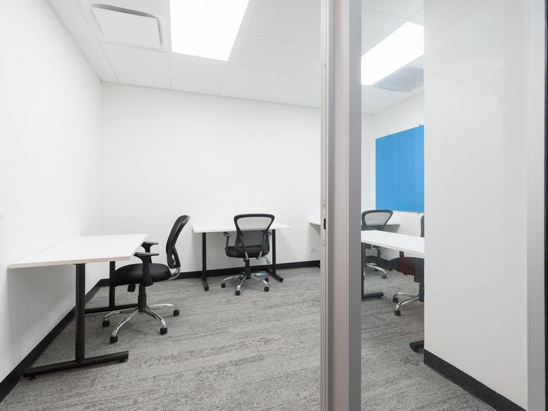 Photo of Office Space on 211 W Wacker Dr, Downtown Chicago 