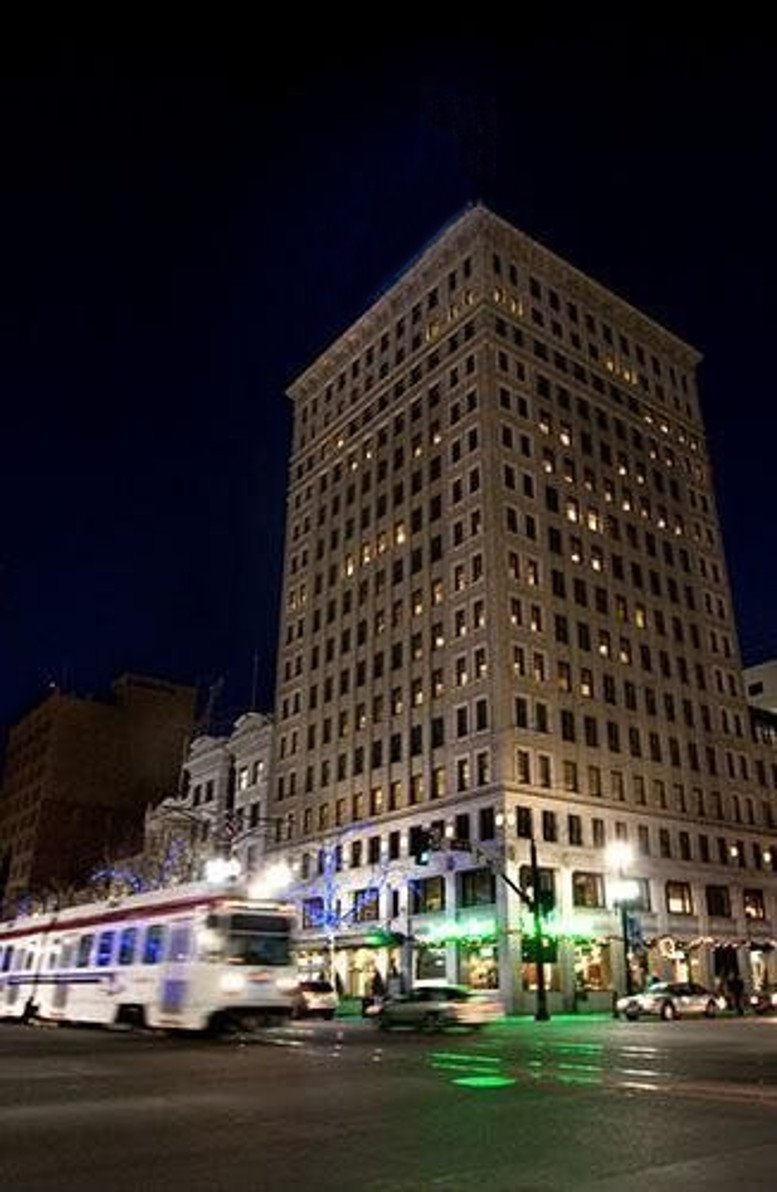 Walker Center, 175 Main St, Downtown Office Images