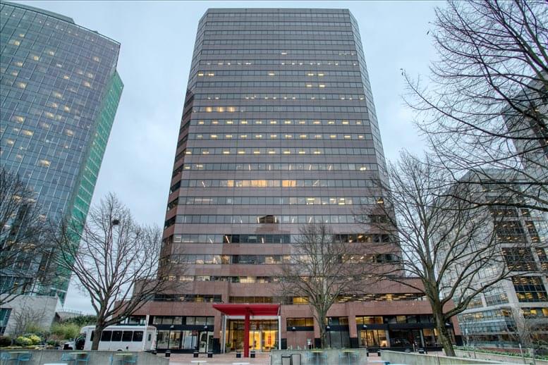 Skyline Tower available for companies in Bellevue