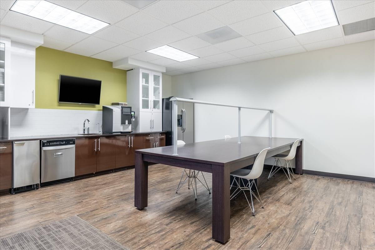 This is a photo of the office space available to rent on Newtown Square Corporate Campus, 18 Campus Blvd, Newtown Square