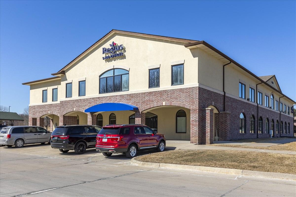 6165 NW 86th St, Johnston Office Space - Des Moines