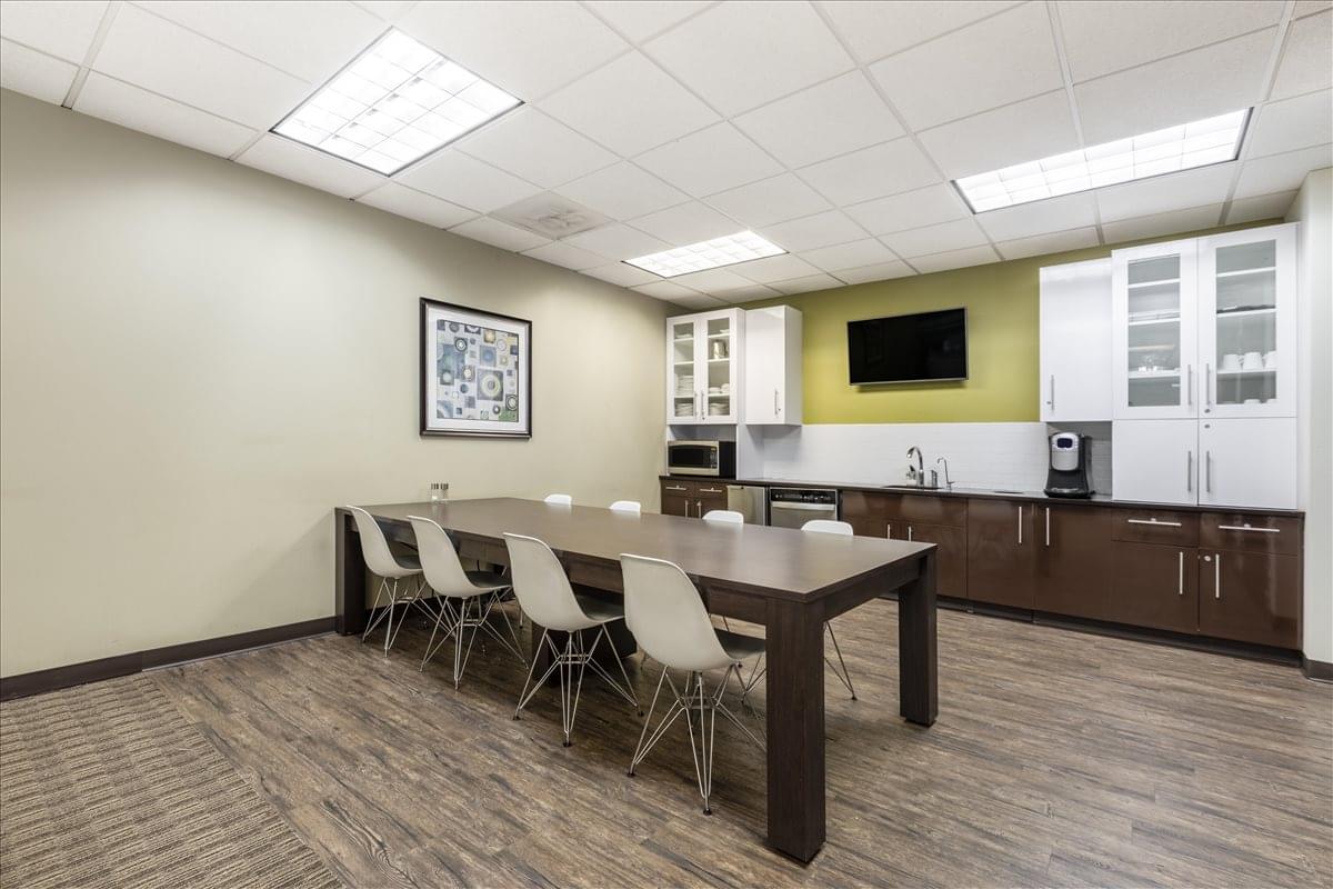 Photo of Office Space available to rent on 325 Chestnut St, Market Street East, Center City, Philadelphia