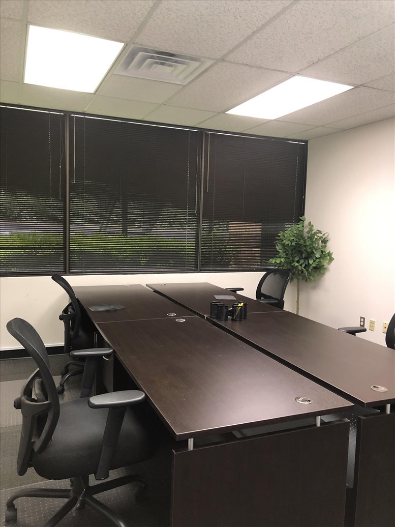 301 S Perimeter Park Dr Office Space - Nashville