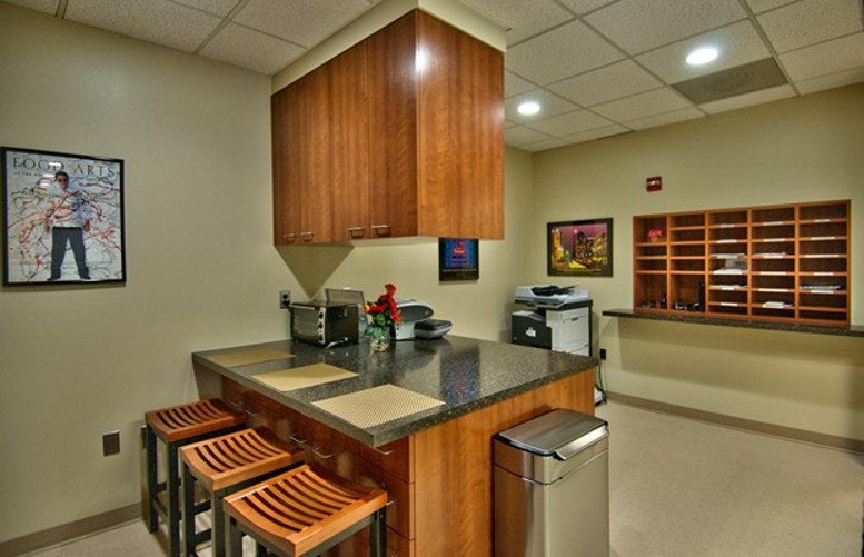1800 Alexander Bell Dr Office Images