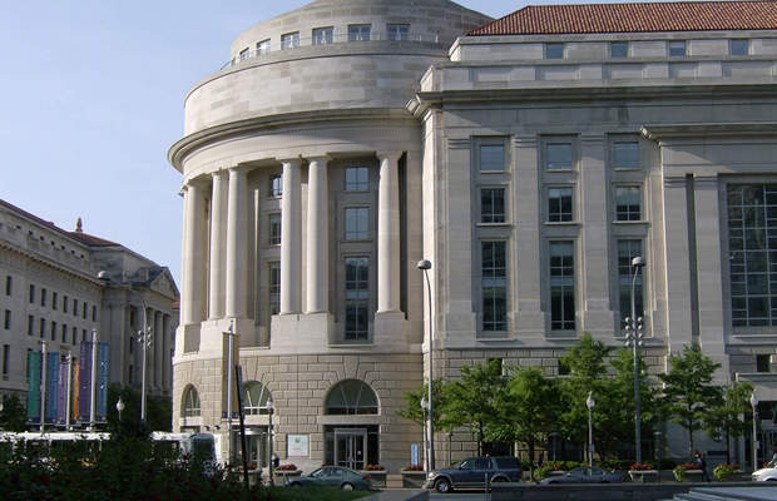 Ronald Regan Building, 1300 Pennsylvania Avenue NW Office Images