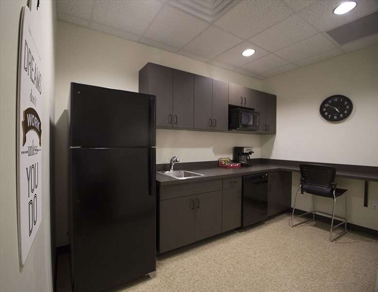 UBS Tower, 315 Deaderick St, Downtown Office Images