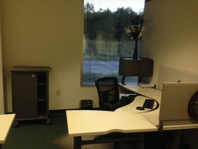 975 Cobb Place Blvd Office Images