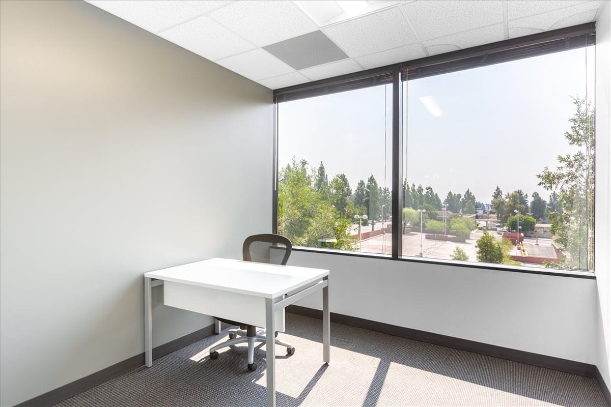 303 N Glenoaks Blvd, Media District Office Space - Burbank
