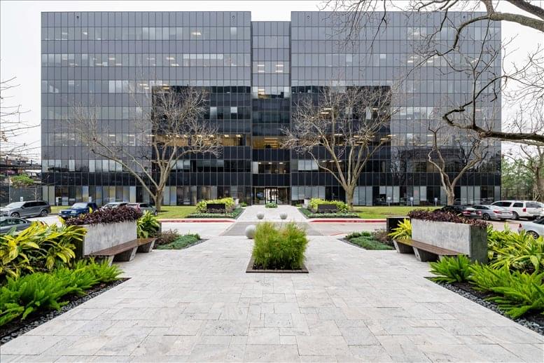 6575 West Loop South available for companies in Bellaire