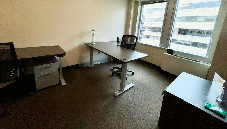 Picture of 1775 I St NW, Downtown DC Office Space available in Washington DC