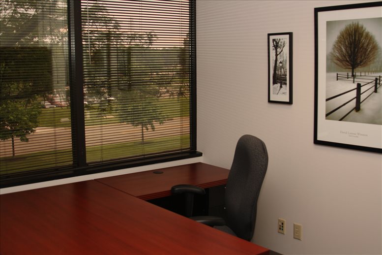 One Crosswoods, 100 E Campus View Blvd, Crosswoods Office Images