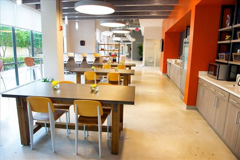 20807 Biscayne Blvd Office Images