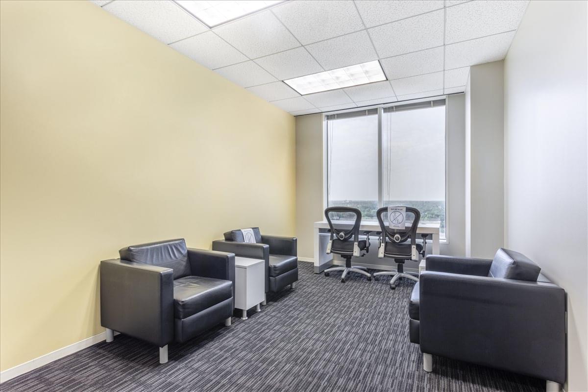 One Lincoln Centre, 18W140 Butterfield Rd, 15th Fl Office Space - Oak Brook