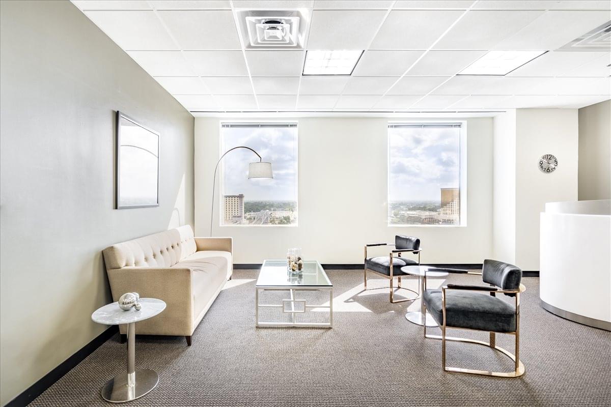 Regions Tower, 333 Texas St, Downtown Riverfront Office Space - Shreveport