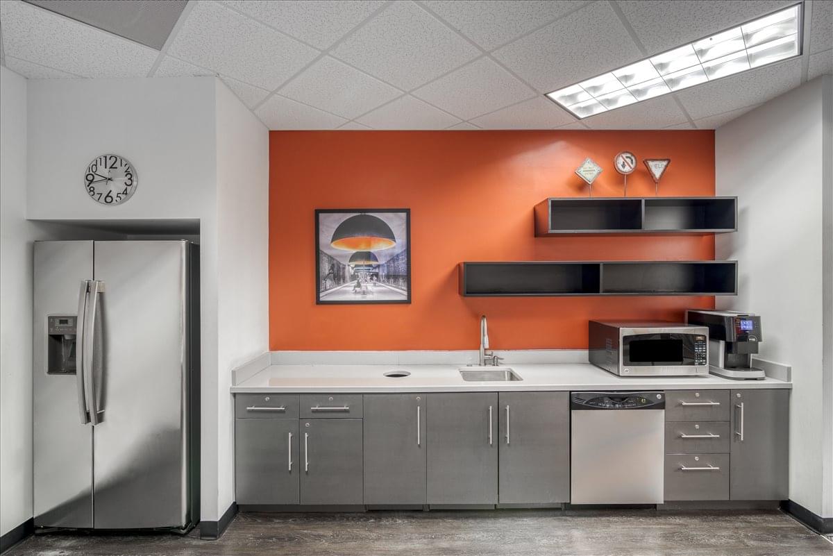 This is a photo of the office space available to rent on Regions Bank Tower, 111 North Orange Avenue