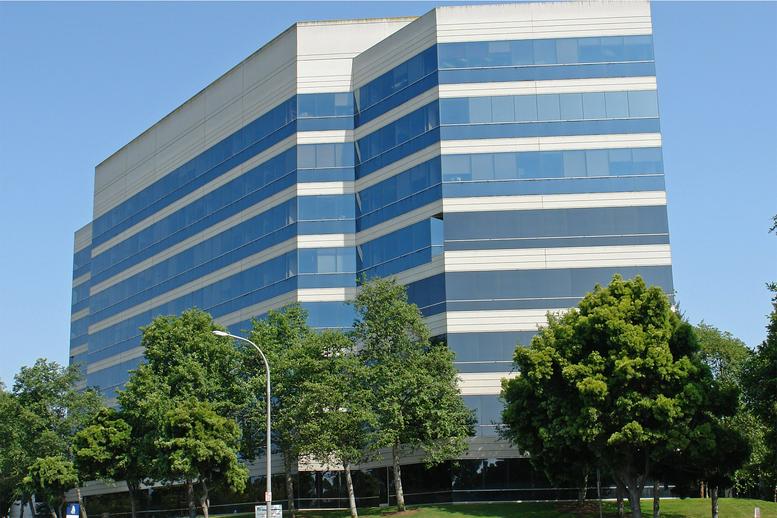 400 Corporate Pointe available for companies in Culver City