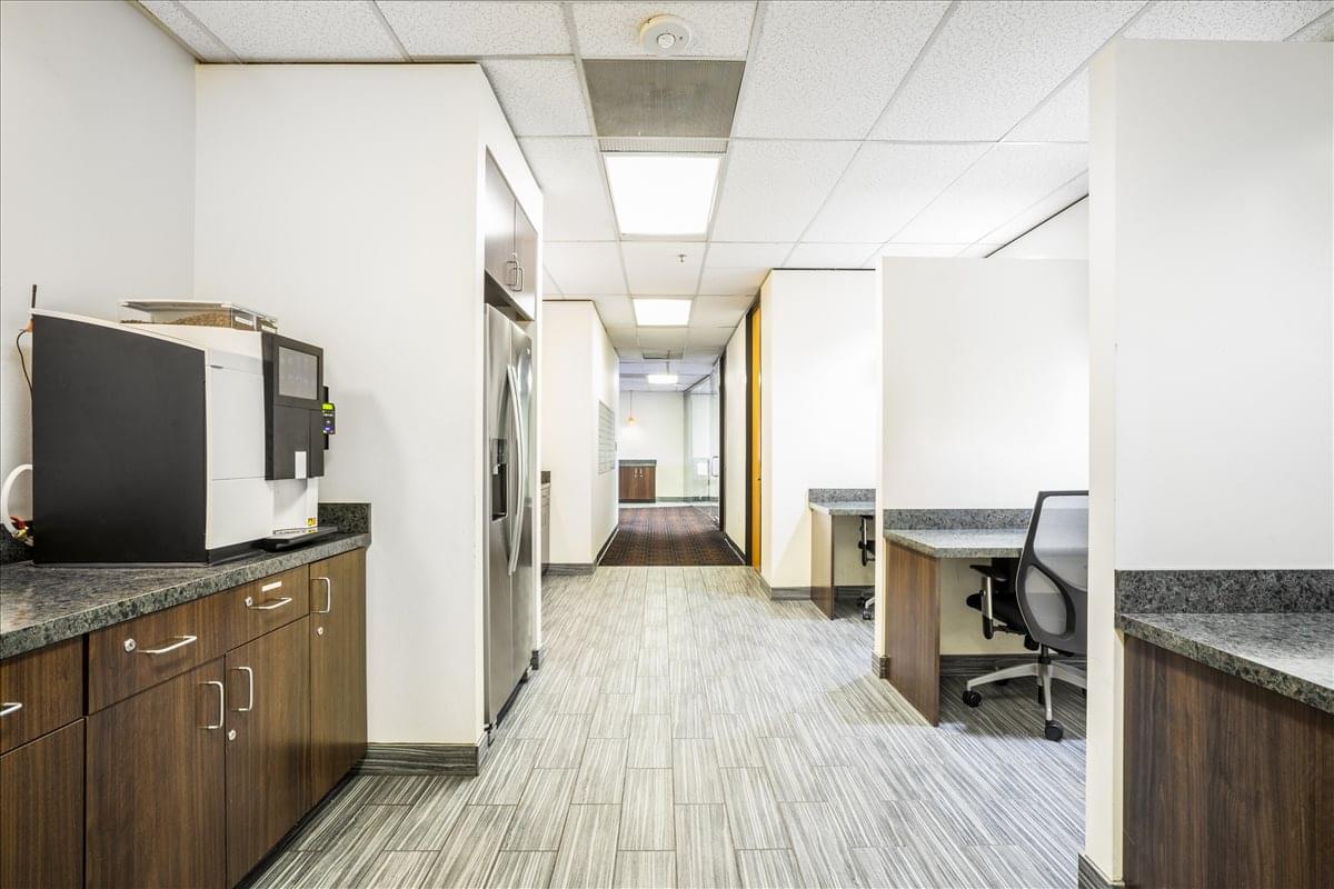 Photo of Office Space on 5050 Quorum Drive Addison 