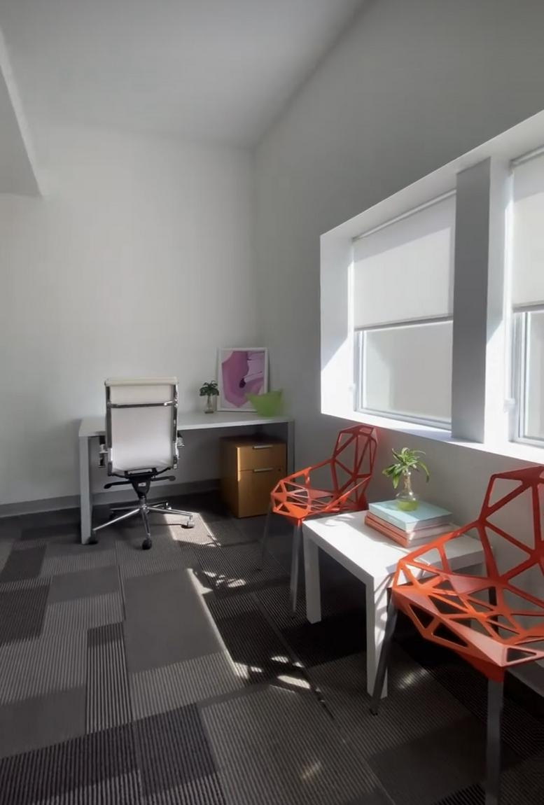 2525 Robinhood Street Office Images