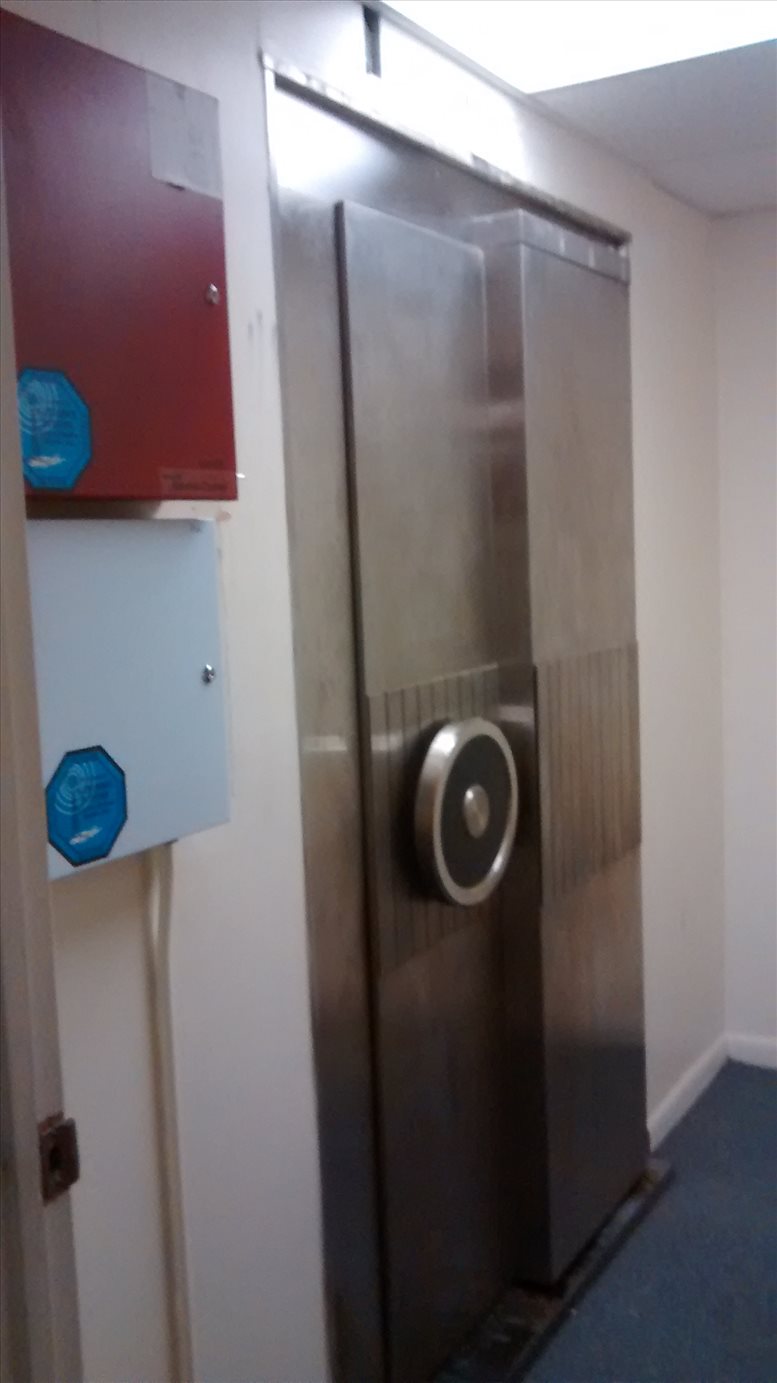 1550 New York Ave Office Images